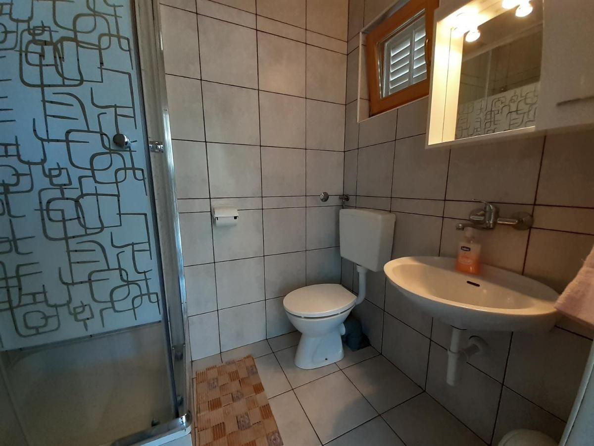 Apartmani Bilandzic-Krk マリンスカ エクステリア 写真